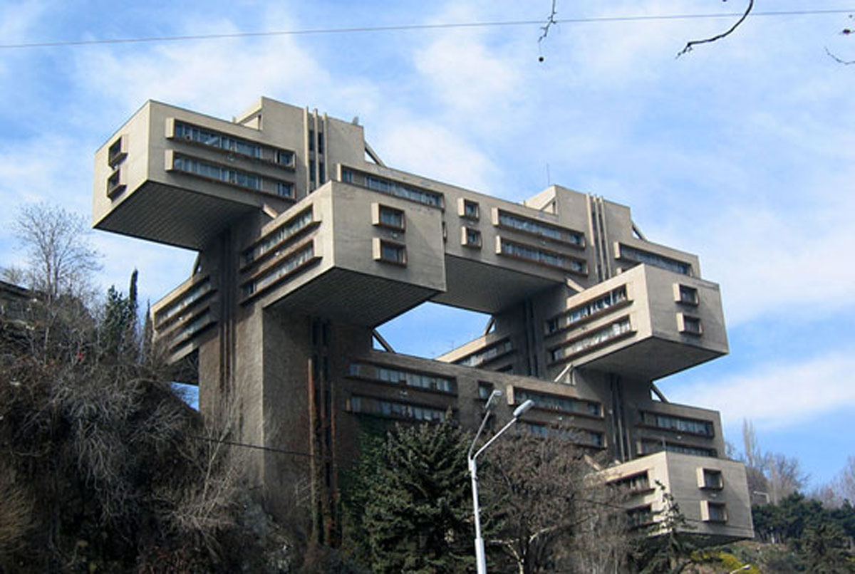 建筑粗野主义美学,网页设计的新宠儿